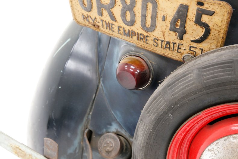 Crosley-Other-1942-Satin-Black-Oxblood-2