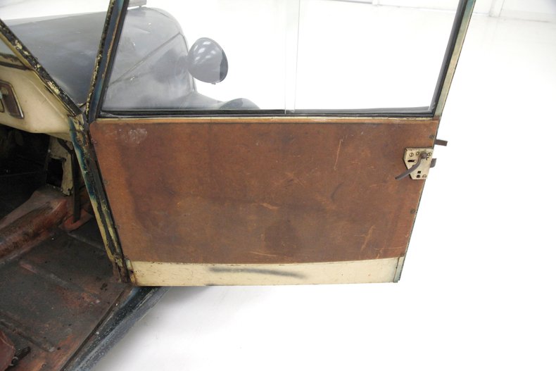 Crosley-Other-1942-Satin-Black-Oxblood-28