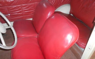 Crosley-Station-wagon-1951-Pale-yellow-amp-Green-Red-10