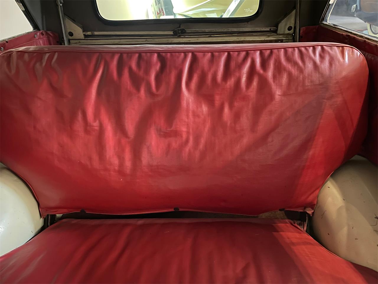 Crosley-Station-wagon-1951-Pale-yellow-amp-Green-Red-23