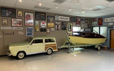 Crosley-Station-wagon-1951-Pale-yellow-amp-Green-Red-31