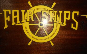 Crosley-Station-wagon-1951-Pale-yellow-amp-Green-Red-34