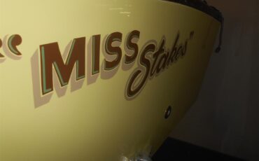 Crosley-Station-wagon-1951-Pale-yellow-amp-Green-Red-35