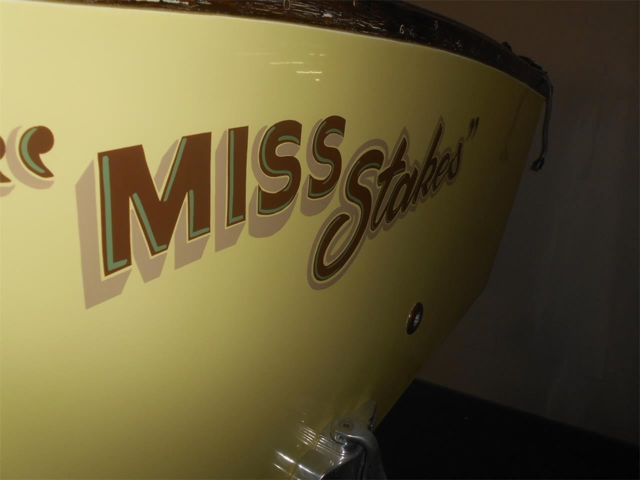 Crosley-Station-wagon-1951-Pale-yellow-amp-Green-Red-35