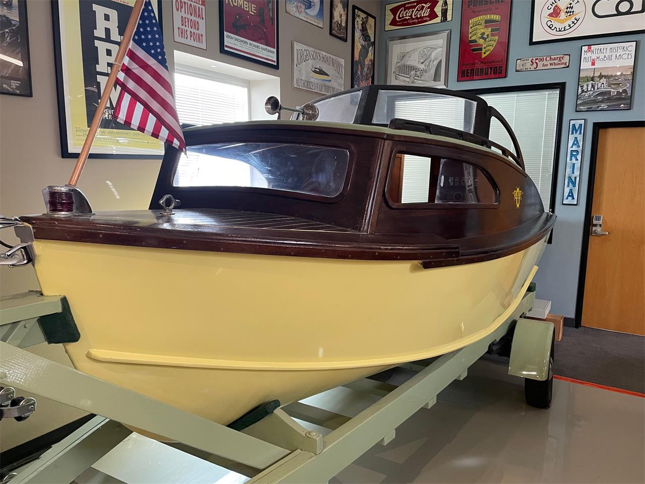 Crosley-Station-wagon-1951-Pale-yellow-amp-Green-Red-36