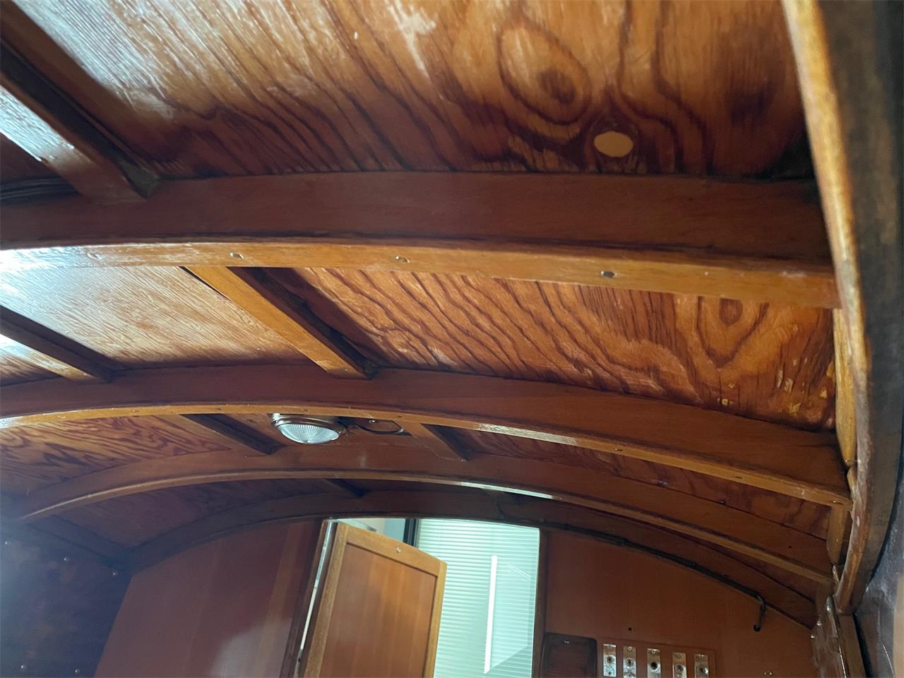 Crosley-Station-wagon-1951-Pale-yellow-amp-Green-Red-45