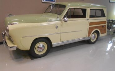 Crosley-Station-wagon-1951-Pale-yellow-amp-Green-Red-6