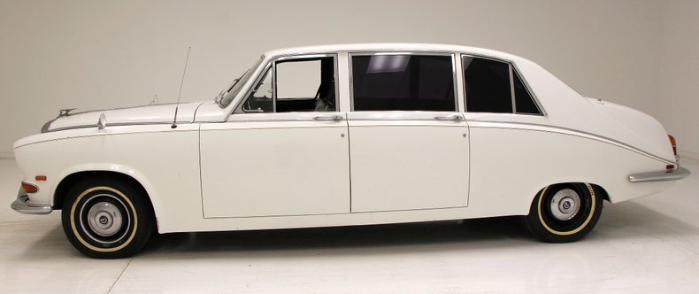 Daimler-Other-1971-White-1