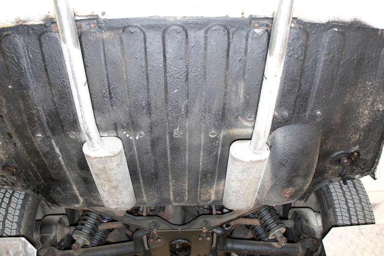 Daimler-Other-1971-White-36