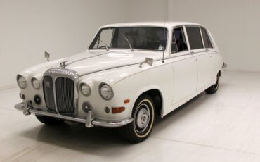 Daimler-Other-1971-White