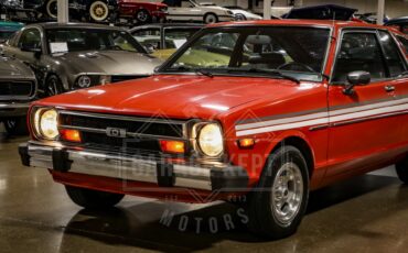 Datsun-210-1979-Red-Black-25