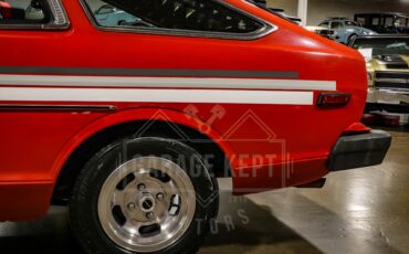 Datsun-210-1979-Red-Black-37