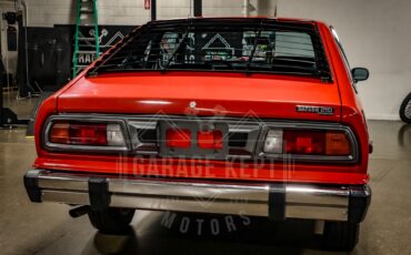 Datsun-210-1979-Red-Black-44