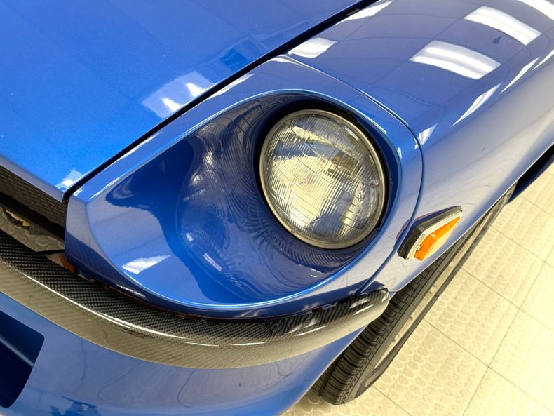 Datsun-240z-1972-Medium-Blue-Black-1