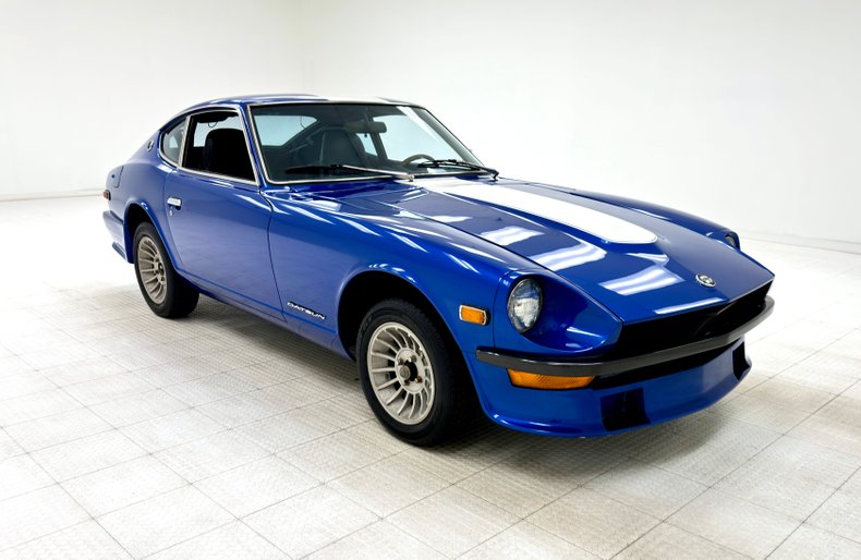 Datsun-240z-1972-Medium-Blue-Black-14