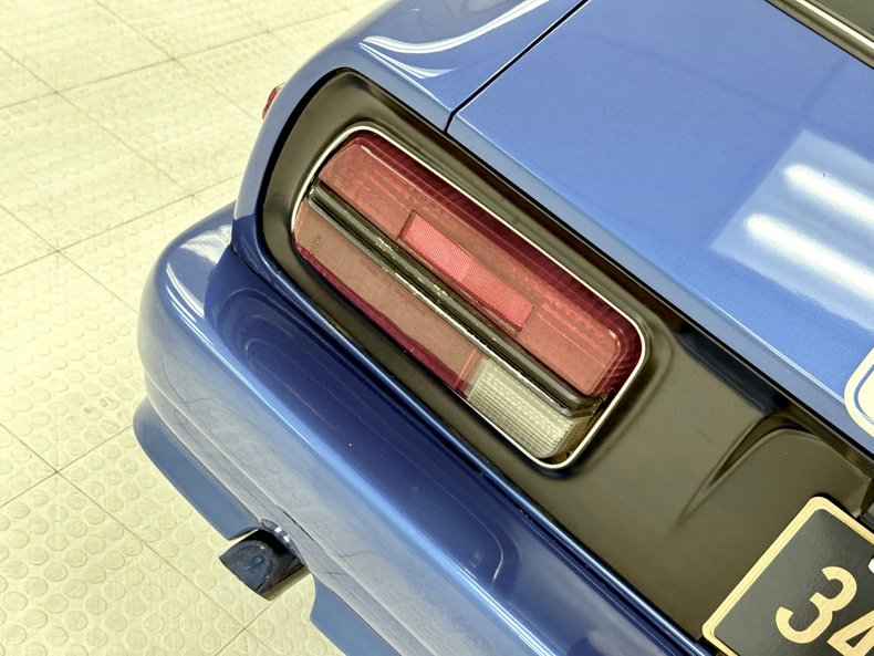 Datsun-240z-1972-Medium-Blue-Black-21