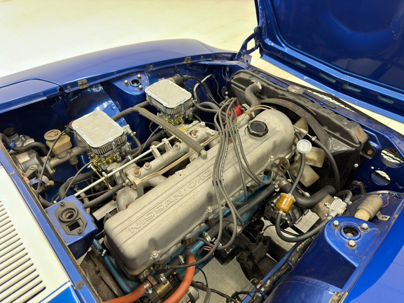 Datsun-240z-1972-Medium-Blue-Black-25