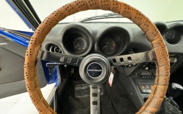 Datsun-240z-1972-Medium-Blue-Black-36