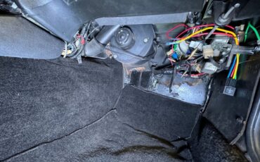 Datsun-240z-1972-Medium-Blue-Black-39