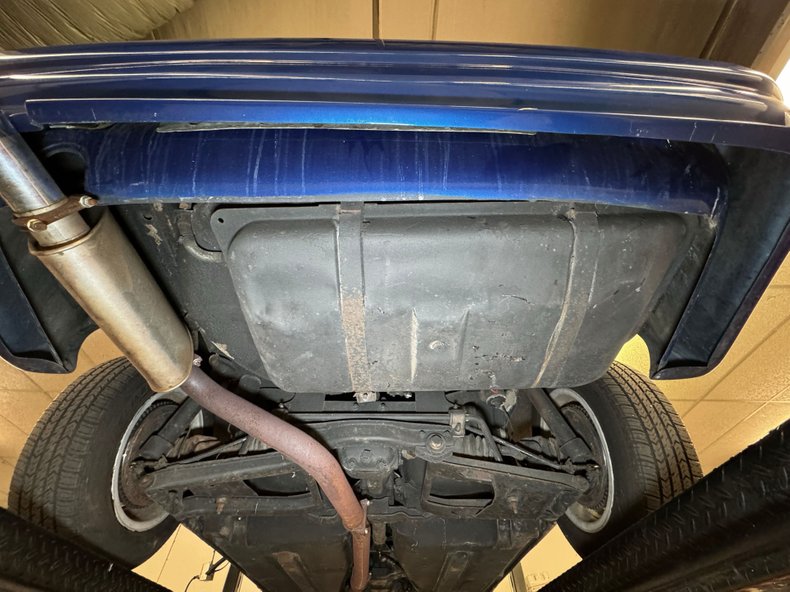 Datsun-240z-1972-Medium-Blue-Black-48