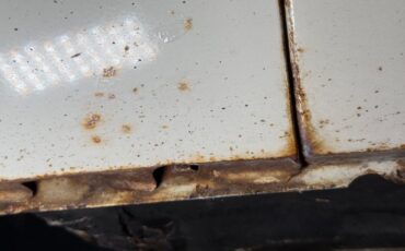 Datsun-240z-1973-White-Red-33