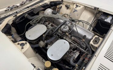 Datsun-240z-1973-White-Red-4