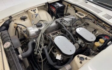 Datsun-240z-1973-White-Red-5