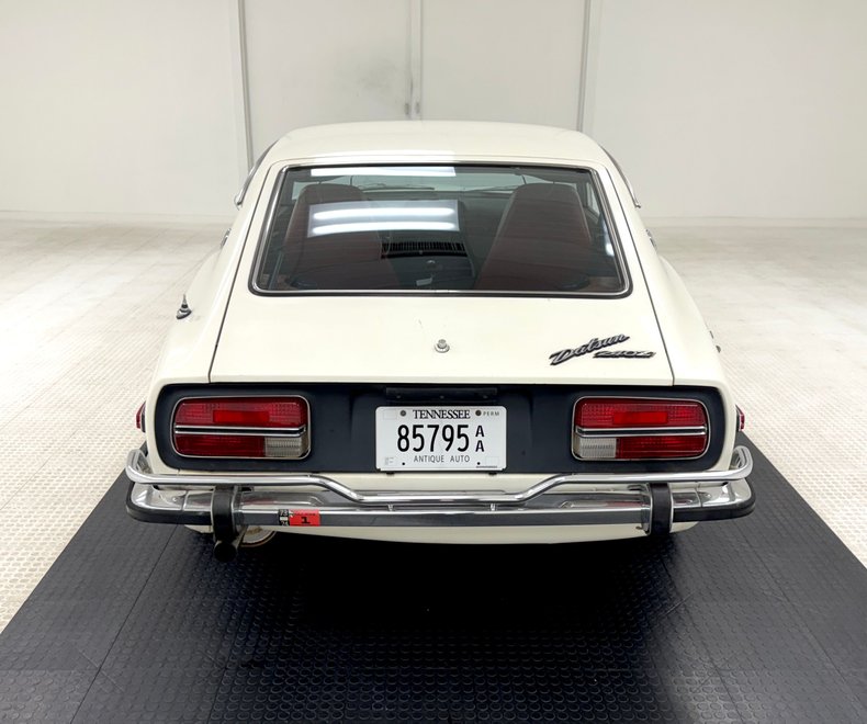 Datsun-240z-1973-White-Red-8