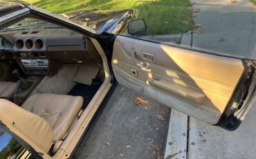 Datsun-280zx-1981-Black-pearl-Beige-14