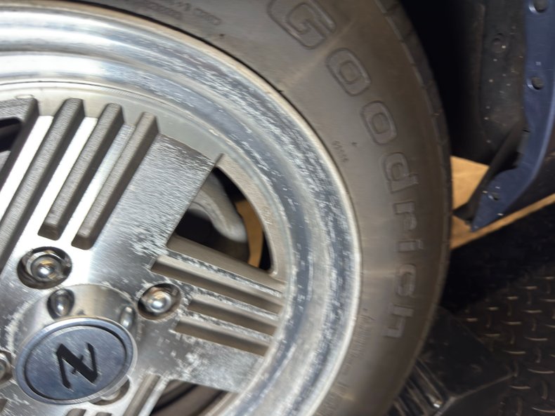 Datsun-Other-1983-Fox-Silver-Metallic-Gray-30