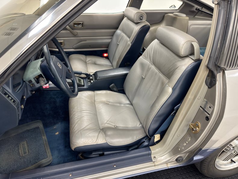 Datsun-Other-1983-Fox-Silver-Metallic-Gray-42