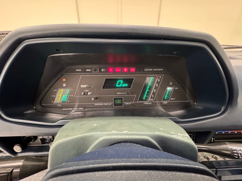 Datsun-Other-1983-Fox-Silver-Metallic-Gray-48