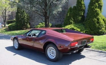 Detomaso-Pantera-1971-Burgundy-Black-4