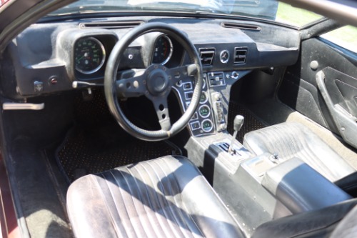 Detomaso-Pantera-1971-Burgundy-Black-5