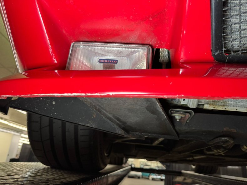 Detomaso-Pantera-1986-Red-Saddle-42