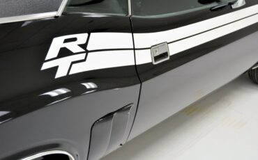 Dodge-Challenger-1971-Black-Black-25