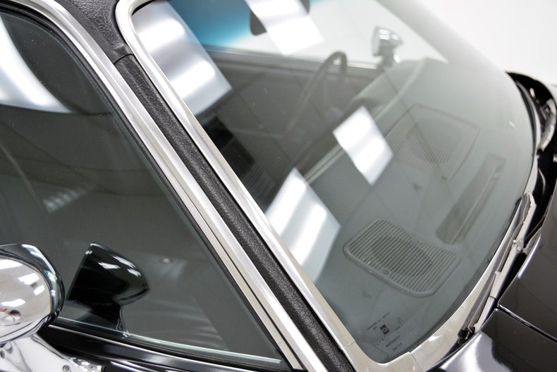 Dodge-Challenger-1971-Black-Black-27