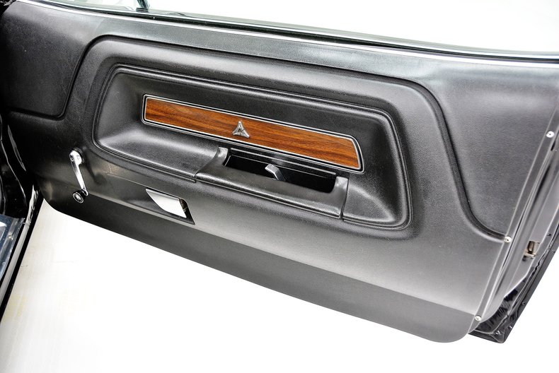 Dodge-Challenger-1971-Black-Black-41