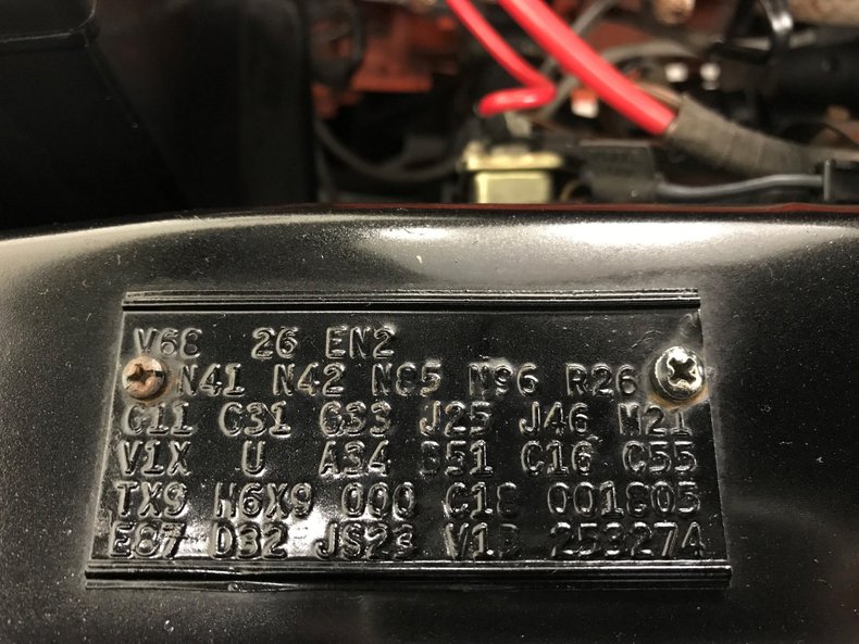 Dodge-Challenger-1971-Black-Black-48