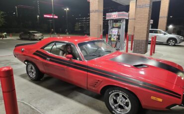 Dodge-Challenger-1973-1