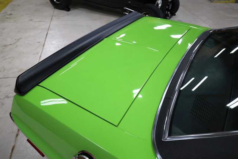 Dodge-Challenger-1973-Sublime-Black-39