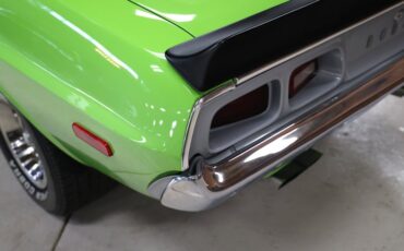 Dodge-Challenger-1973-Sublime-Black-41