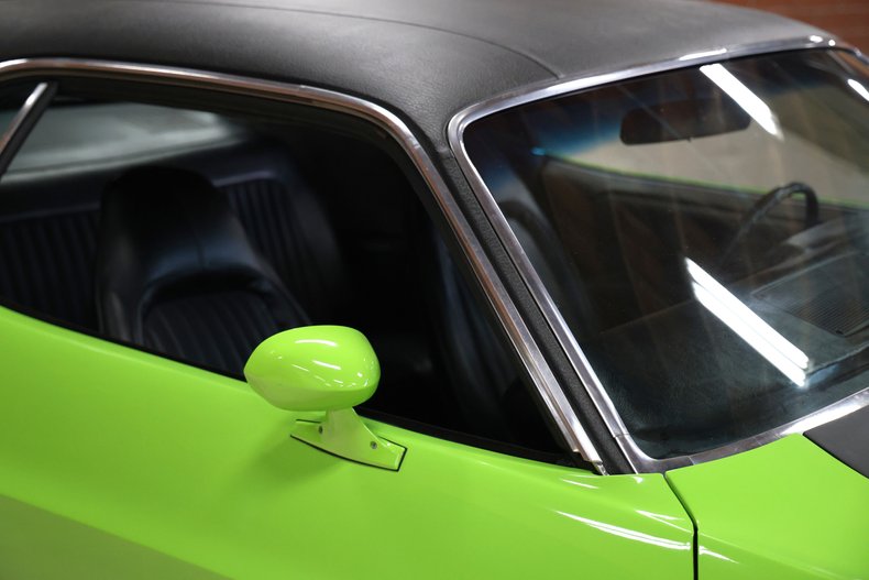 Dodge-Challenger-1973-Sublime-Black-47