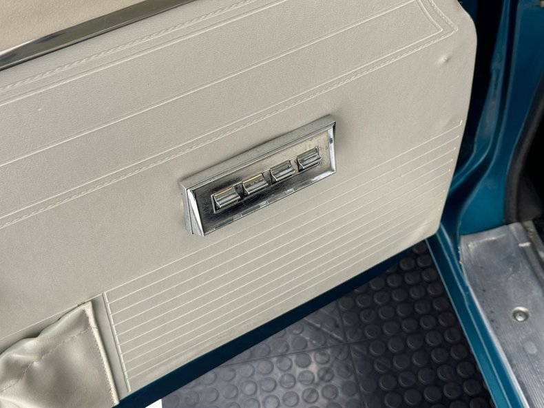 Dodge-Charger-1968-Medium-Dark-Turquois-White-37