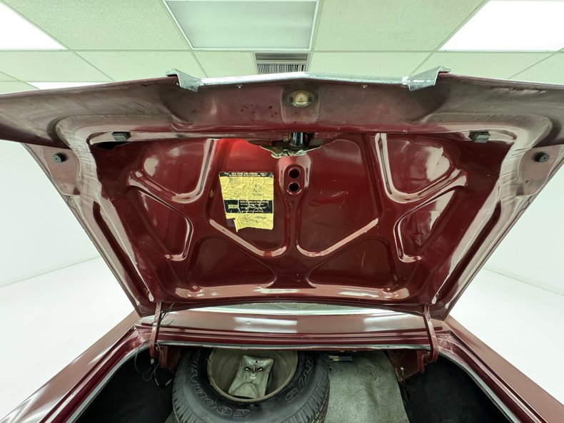 Dodge-Charger-1975-Vintage-Red-Metallic-Red-13