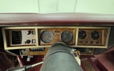 Dodge-Charger-1975-Vintage-Red-Metallic-Red-24