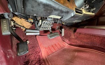 Dodge-Charger-1975-Vintage-Red-Metallic-Red-29