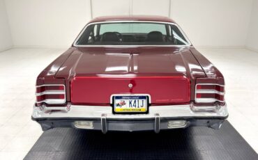 Dodge-Charger-1975-Vintage-Red-Metallic-Red-3