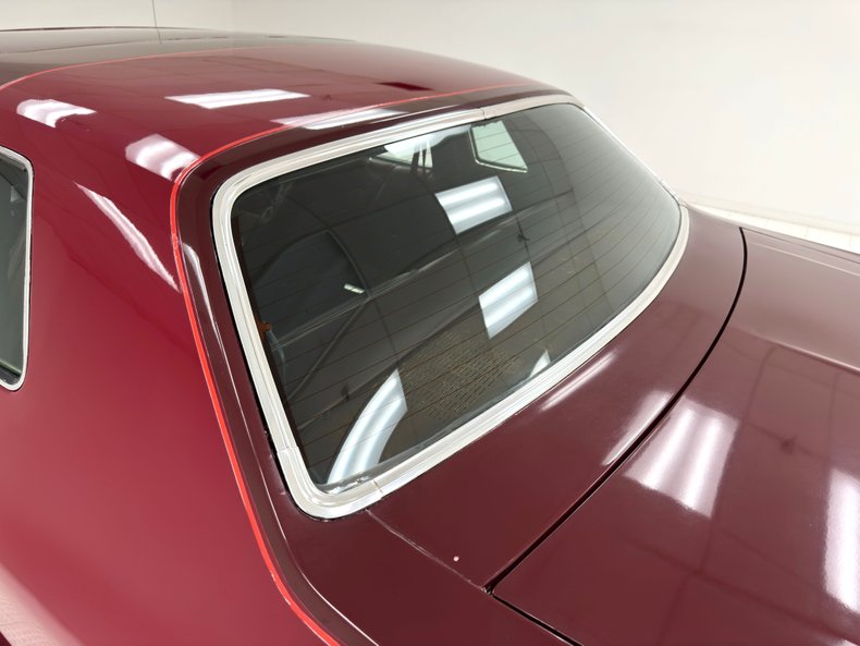 Dodge-Charger-1975-Vintage-Red-Metallic-Red-33