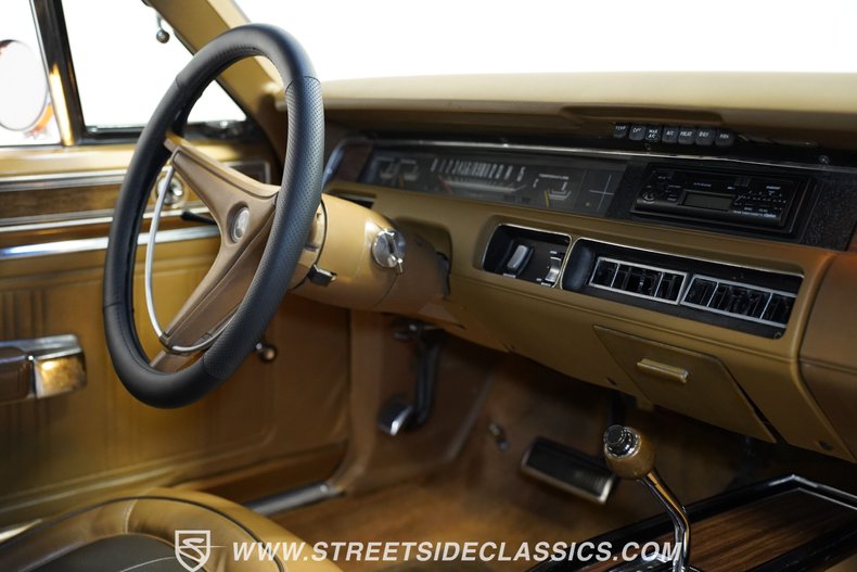 Dodge-Coronet-1970-Go-Mango-Orange-Brown-11